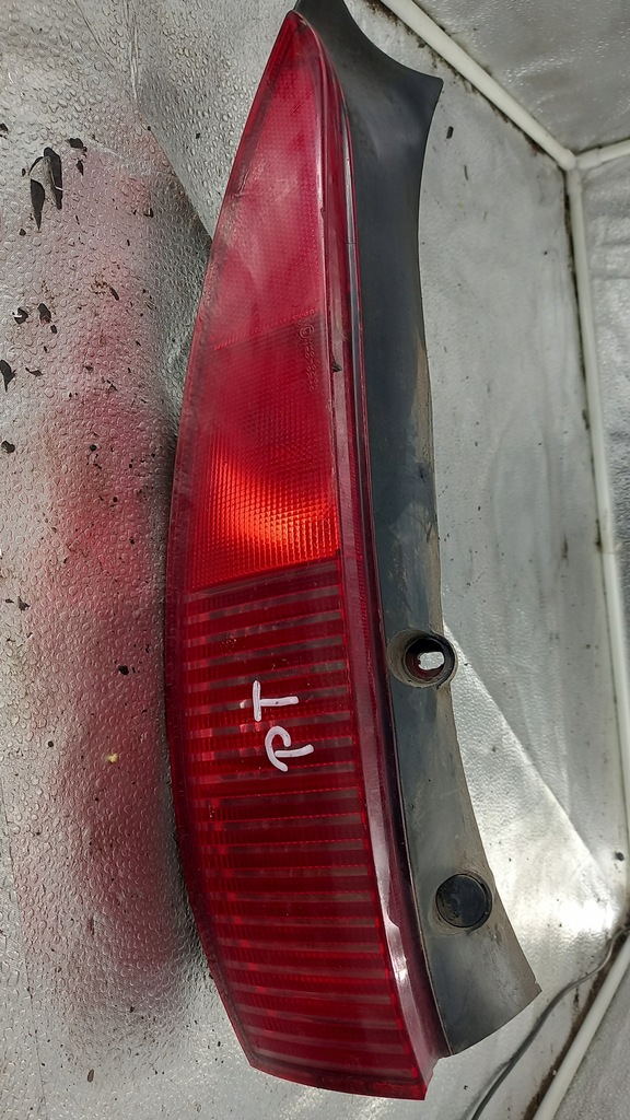 фото №1, Лампа правая задняя нижняя citroen c5 kombi 01r