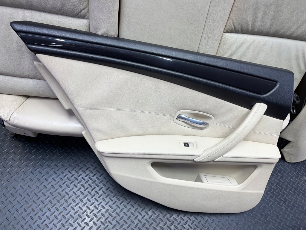 фото №9, Комплект сидіння заднє сидіння обшивки оббивка кремовий шкіра europa bmw e61 lift