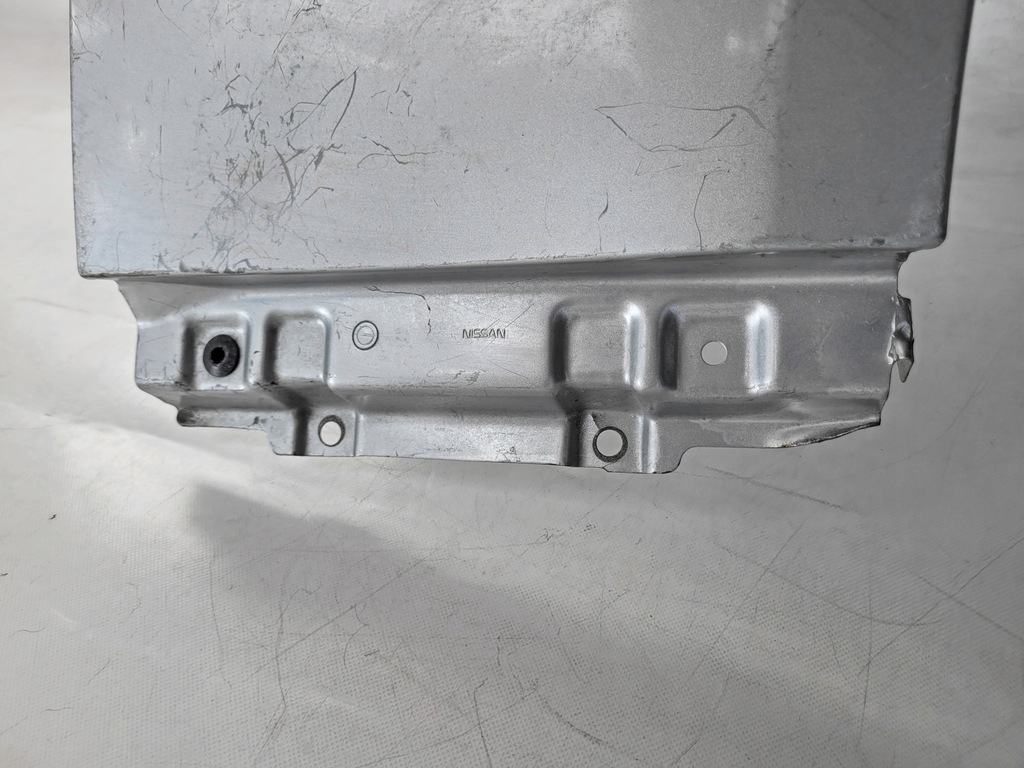 фото №12, Крыло передний левый / правый перед nissan 350z 350 с 2002-09