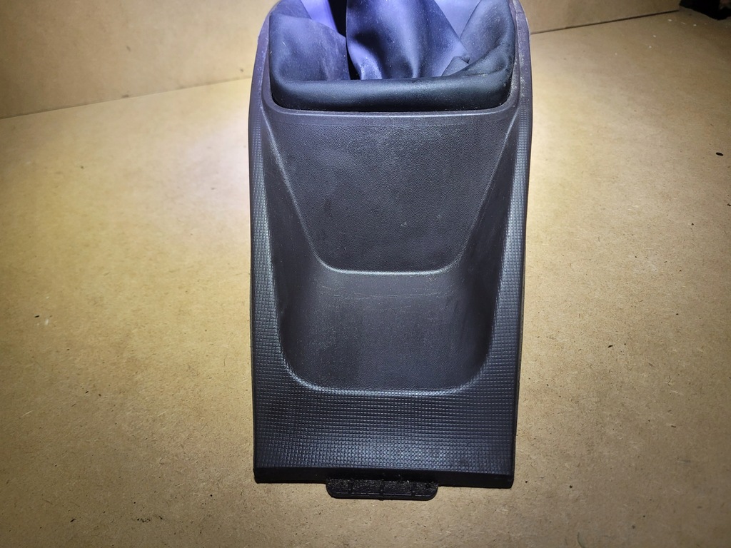 фото №6, Seat ibiza iv рамка туннель среднего 6j0858331