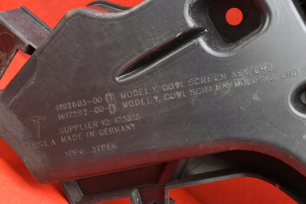 Жабо eu 1492603-00-d tesla model y 20- Оригинал