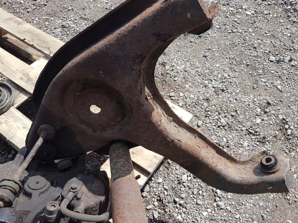 фото №8, Dodge ram 94- поворотный кулак рычаг левый правый перед