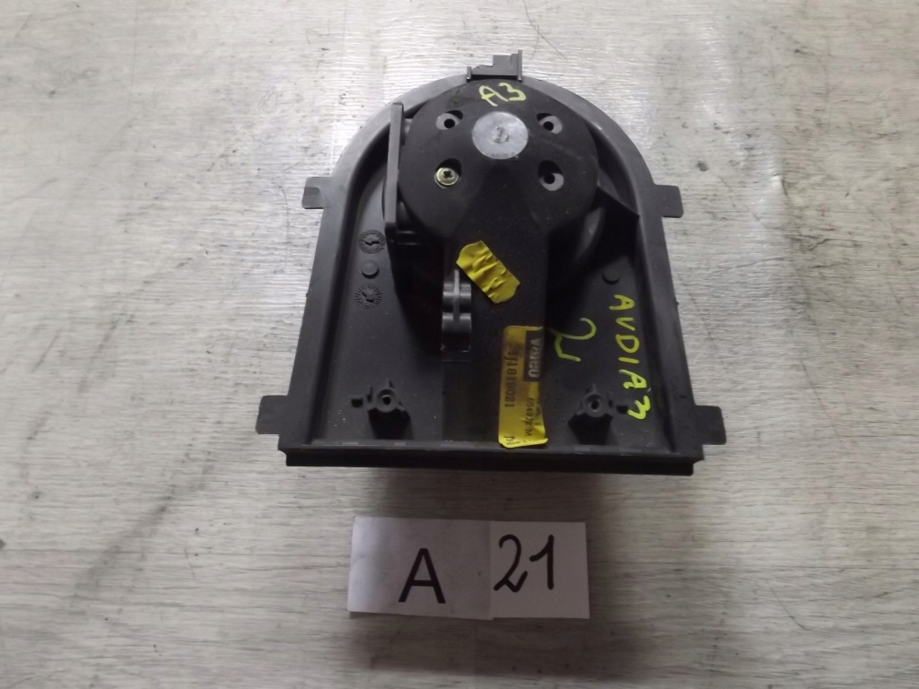 фото №1, Воздуходувка обдув вентилятор audi a3 1j1819021 #2