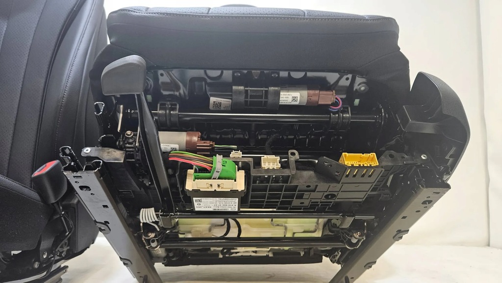 фото №5, Сиденье водителя пассажира mercedes c-klasa a206 w206 nowe оригинальные кожа