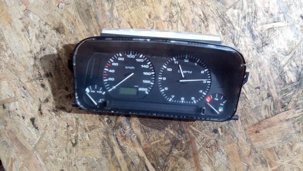 фото №1, Счетчик приборная панель vw caddy ii 1.9d 6k9919851f