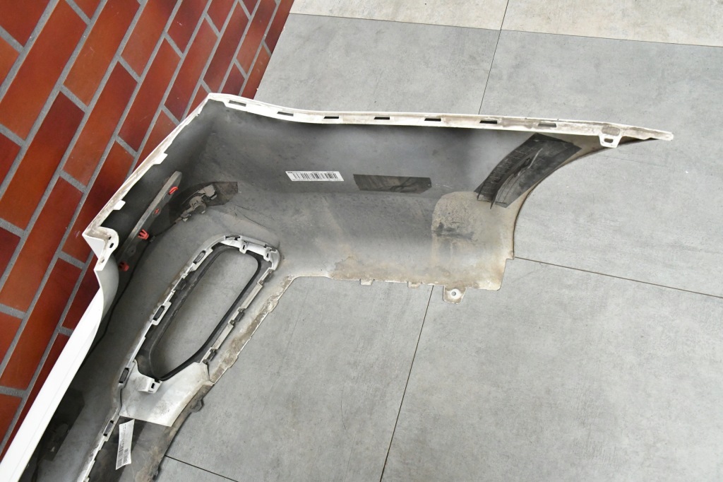 фото №8, Бампер задня задній bmw 7 g11 g12 m-pakiet kompletny a300 alpinweiss