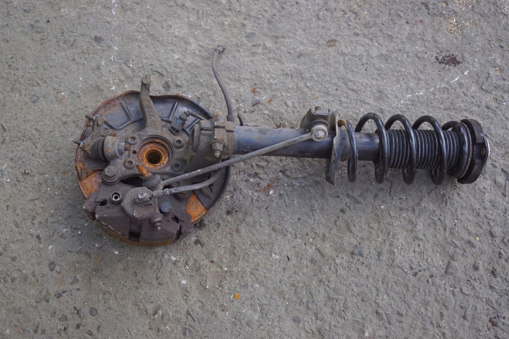 фото №8, Поворотный кулак левый перед skoda superb ii lift 1.6 tdi