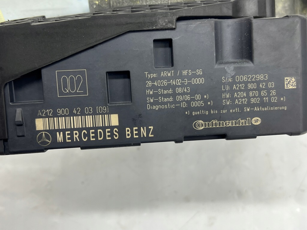 Купить Mercedes w212 e-klasa универсал моторчик задний крышки багажника a2128203542