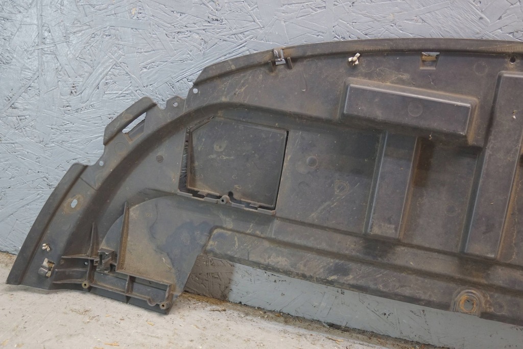 фото №8, Renault clio iii защита бампера 8200682328 os188