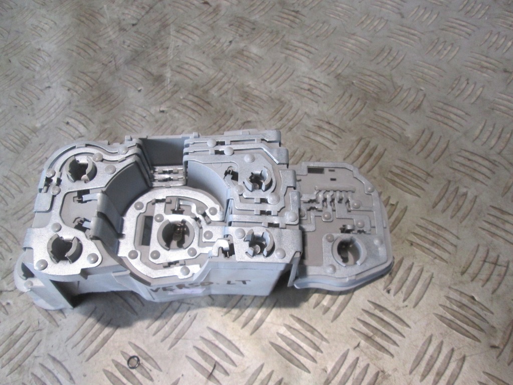 фото №1, Вкладиш лампи лівий задня цоколь toyota corolla verso ii 04-