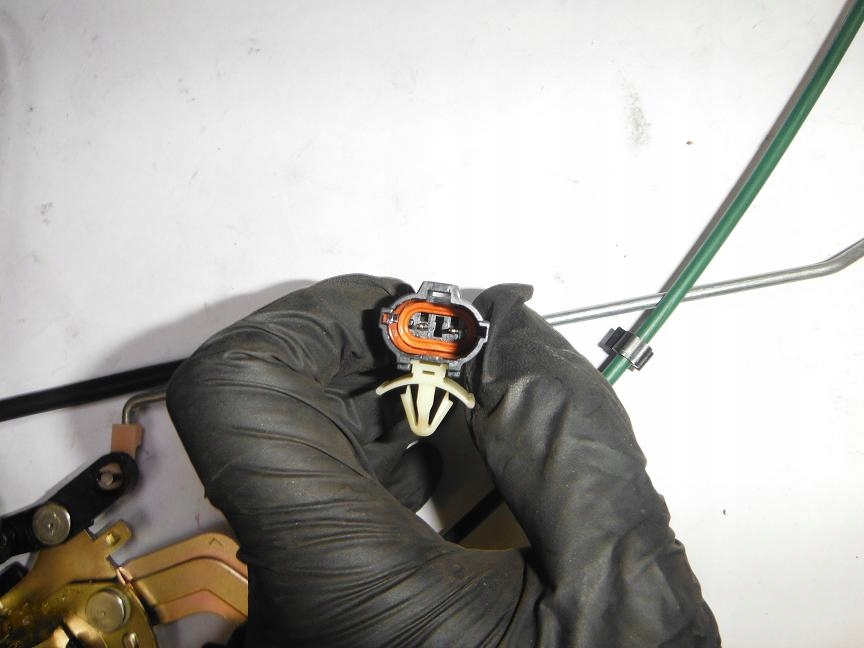 фото №6, Замок дверь перед левый kia carnival 2000-2001