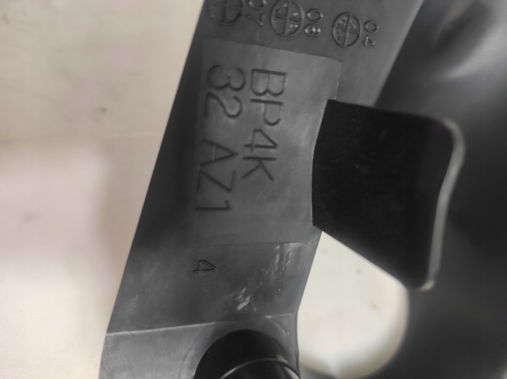 фото №5, Mazda 3 mps hb 03-09 защита колонки руля bp4k32az1 usa