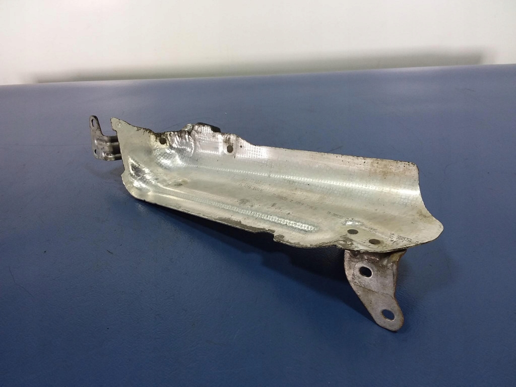 Купити Mercedes e w211 3.0 cdi накладка теплова