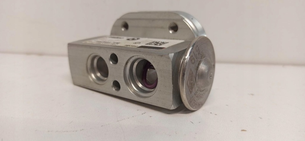 Купити Bmw f20 клапан розширювальний t89256a 9289832