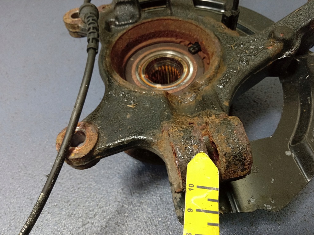 фото №4, Renault megane iv 1.2 tce поворотный кулак правая перед