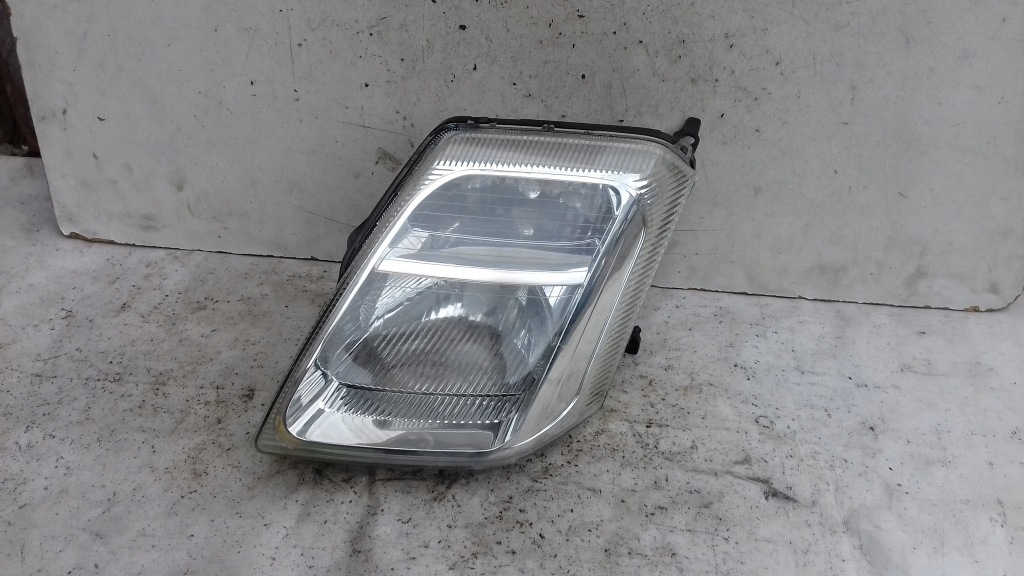 фото №1, Лампа левый перед передняя 9680128380 citroen c2 03-09