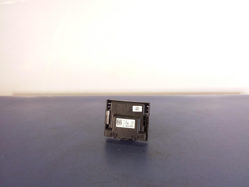 фото №1, Opel astra k модуль ассистент парковки 13517789