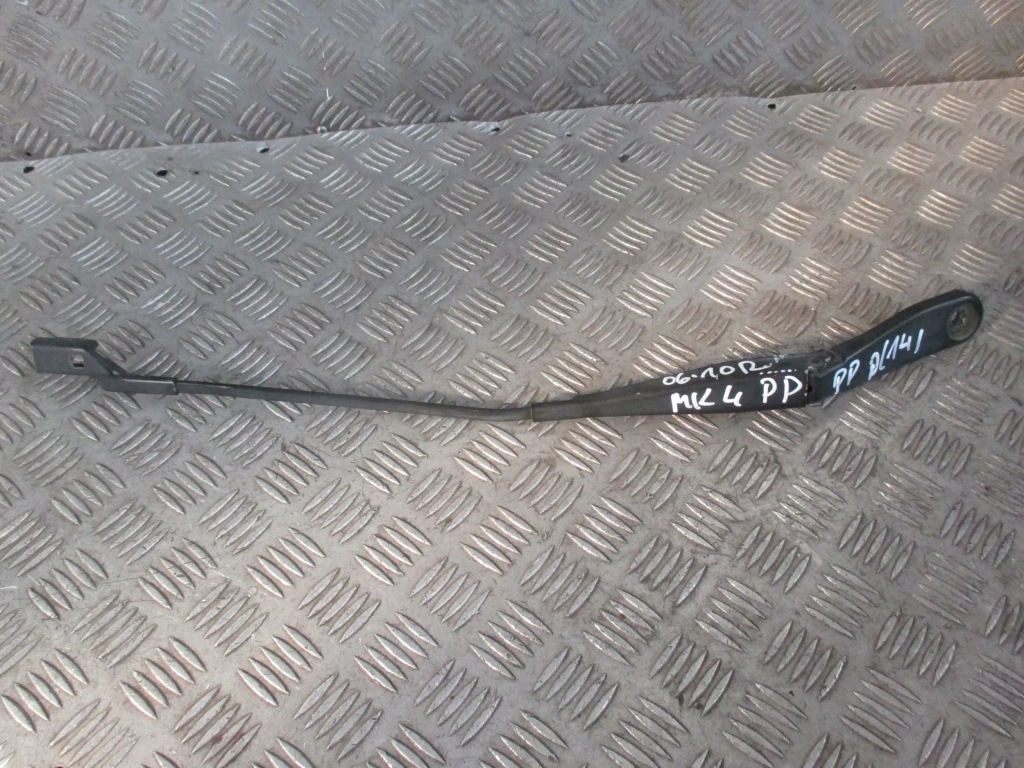 Купити Коробка запобіжників ford mondeo iv 06-10r 7g9t14a073dc