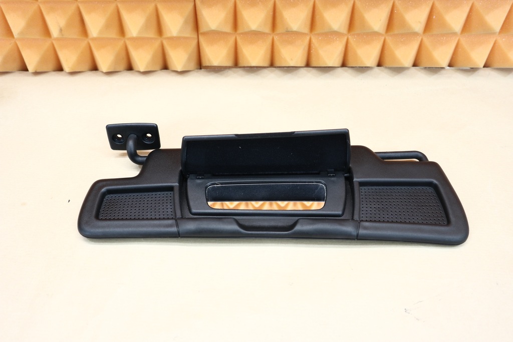 фото №1, Mercedes slk 171 r171 защита солнцезащитная левая a1718100310