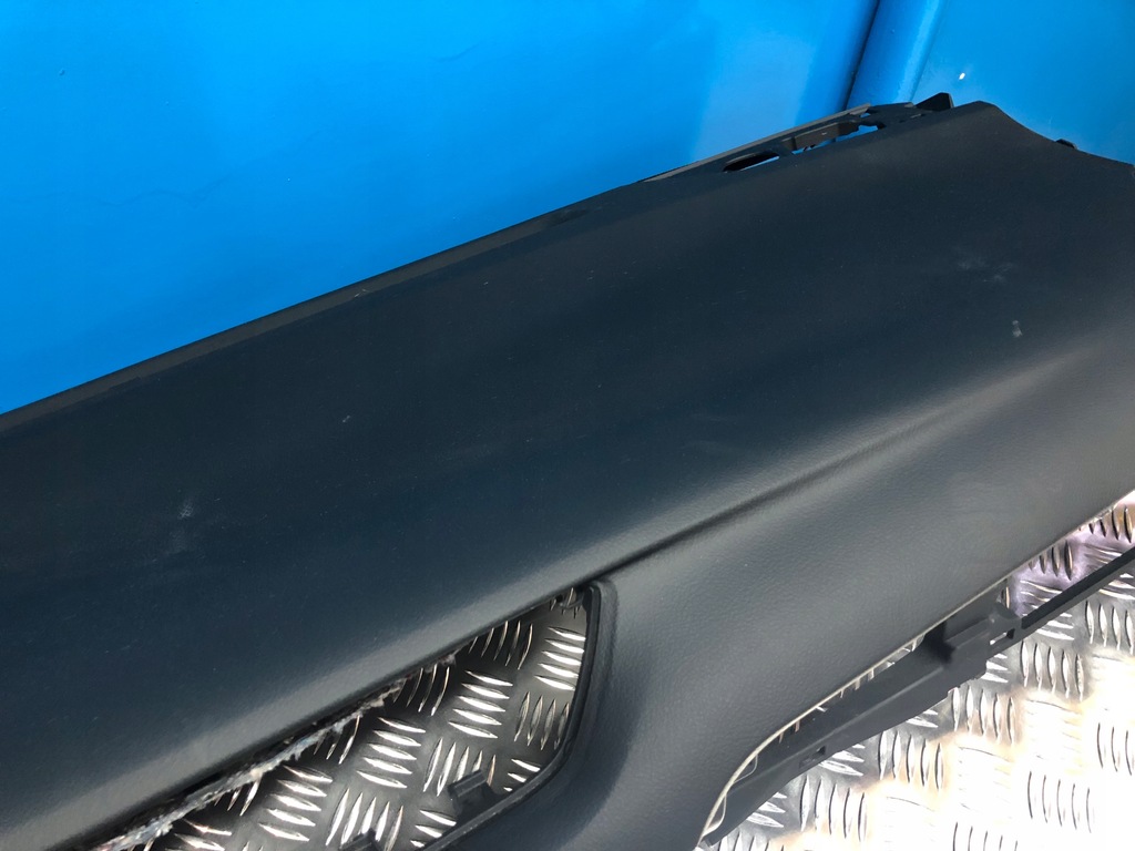 фото №6, Toyota avensis t27 lift приборная панель приборная панель подушка безопасности консоль pulpit