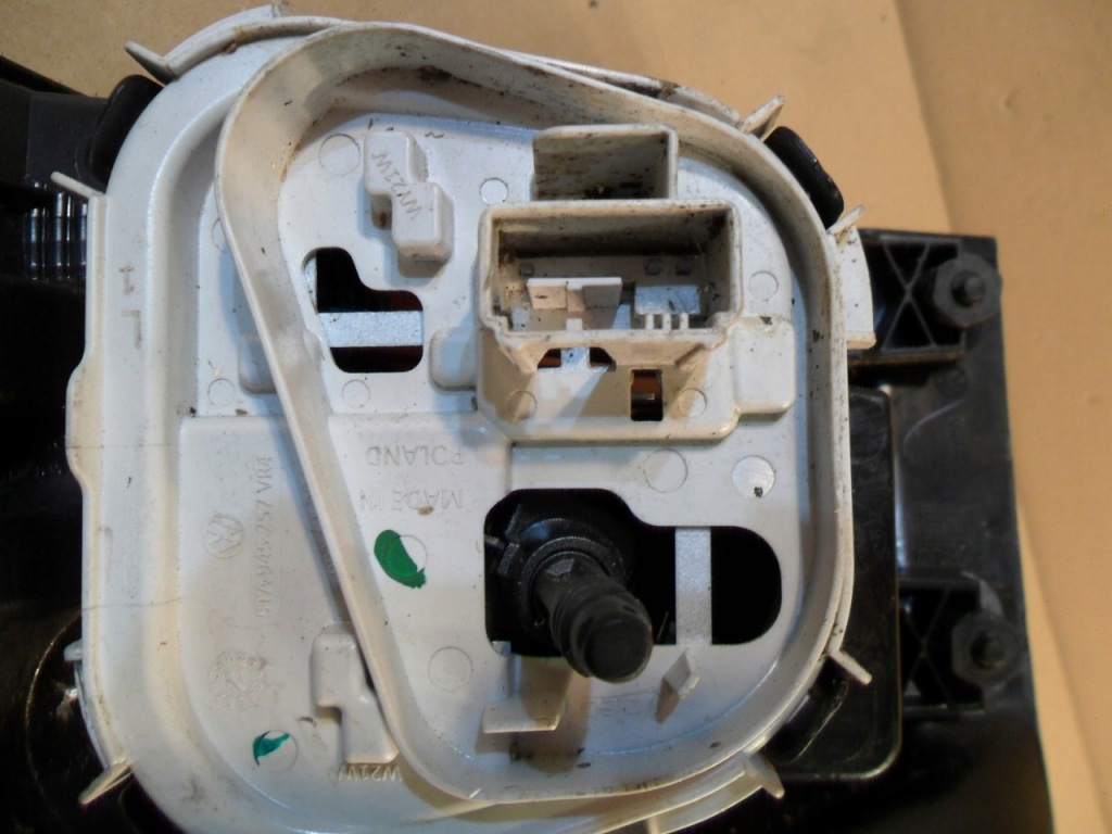 Лампа задняя задняя левая vw touran 15- 5ta945095a Недорого