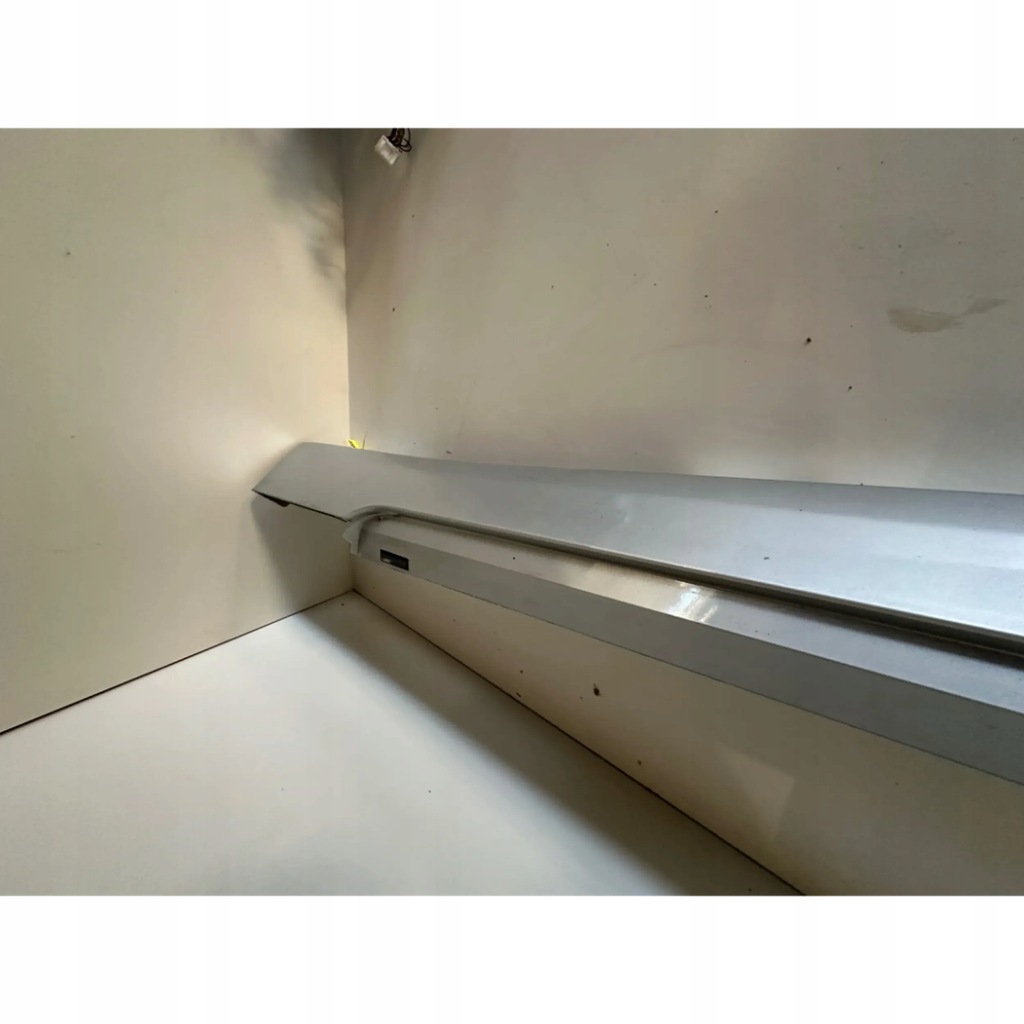 фото №5, Infiniti q50s молдинг порог правая накладка порог