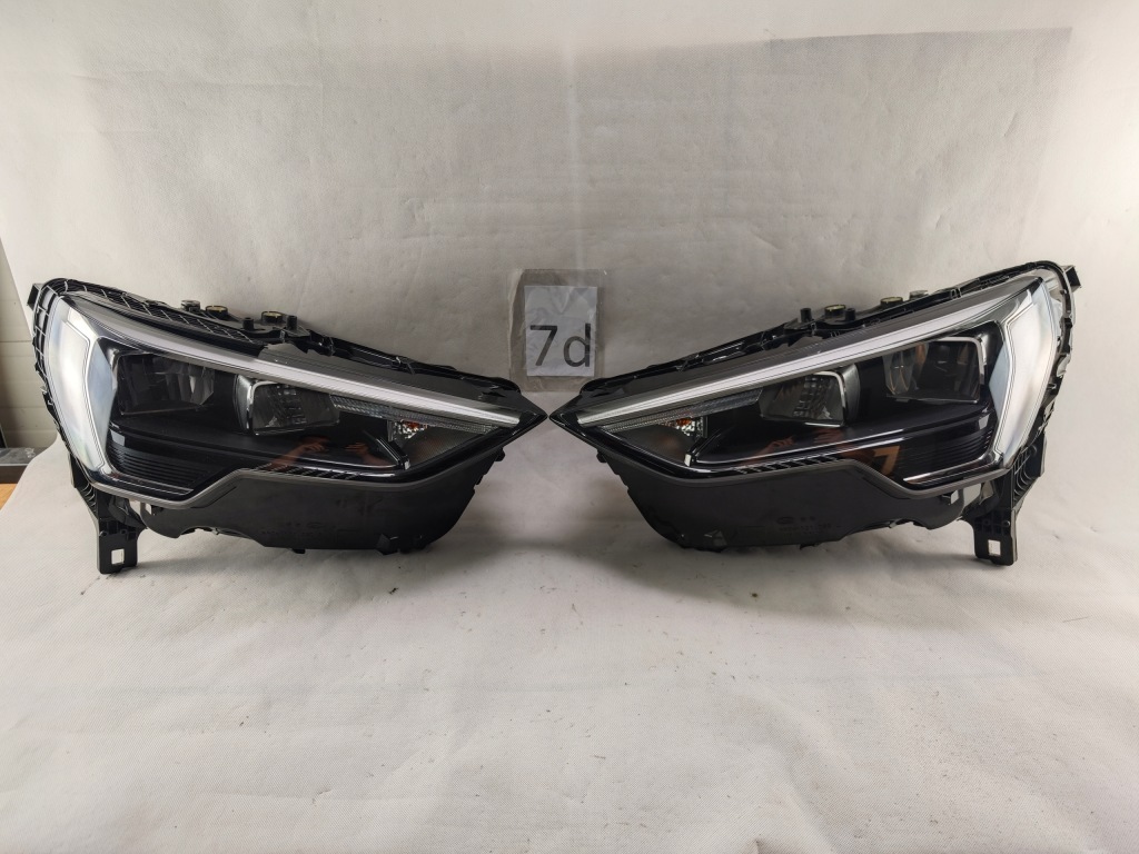 Купити Audi q3 83a full led лівий праві фара фара ліва правий