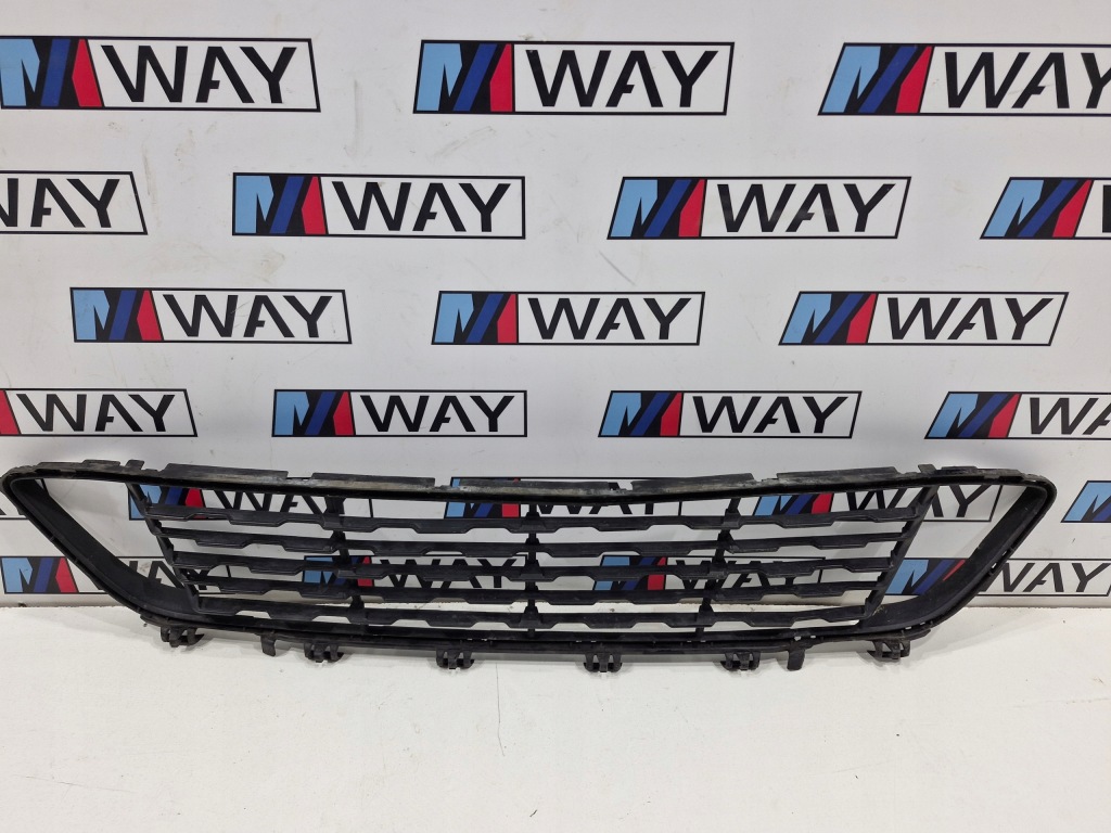 фото №1, Bmw x1 f48 решётка решётка радиатора бампера перед 7354773