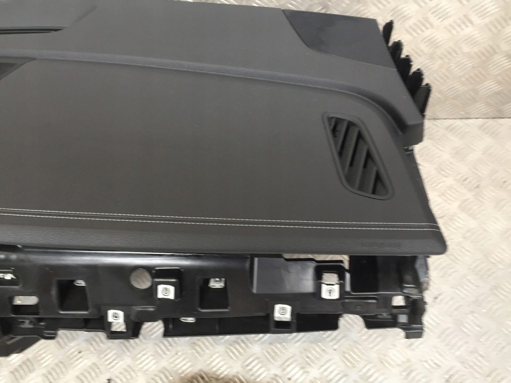 фото №8, Audi q7 4m lift консоль приборная панель приборная панель подушка безопасности ремни кожа orginal