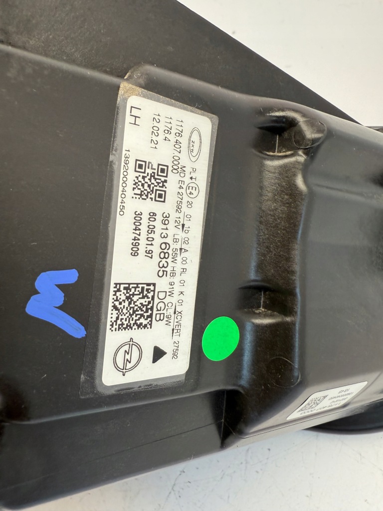 Opel insignia b рестайлинг  фара левая full led 300474909 Оригинал