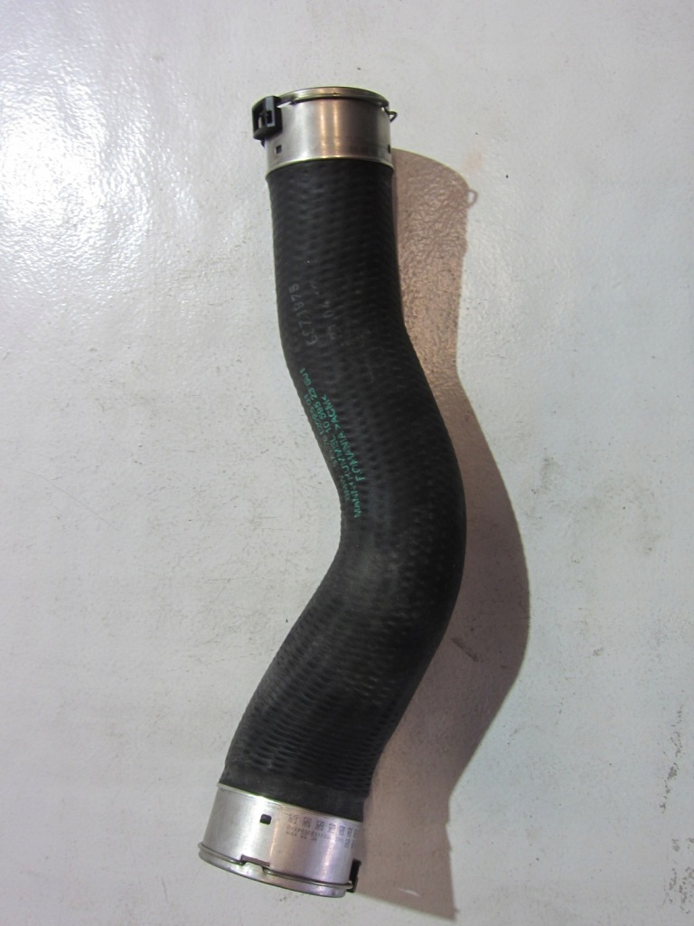 Купить Bmw f10 528 шланг воздуха наддува 7612095