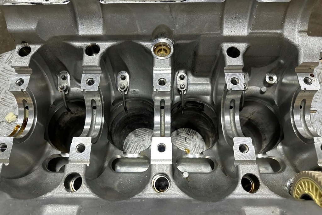 фото №10, Блок двигателя mercedes-benz c w206 v0135133 3.0l 2023