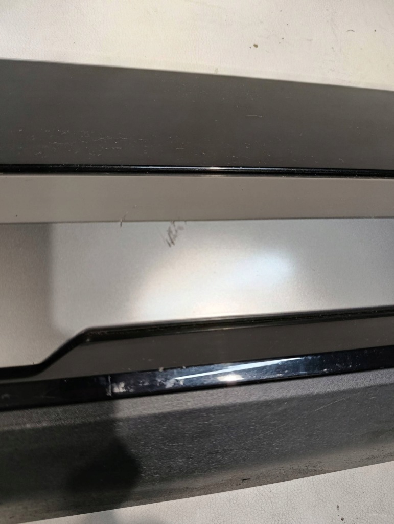 Молдинг дверь передняя правая kia ev9 gt line 23- 87724-do300 Цена