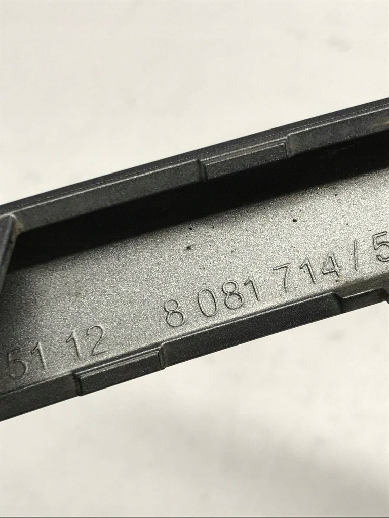 фото №7, Bmw i4 2019 задняя сторона правая молдинг крыла заднего