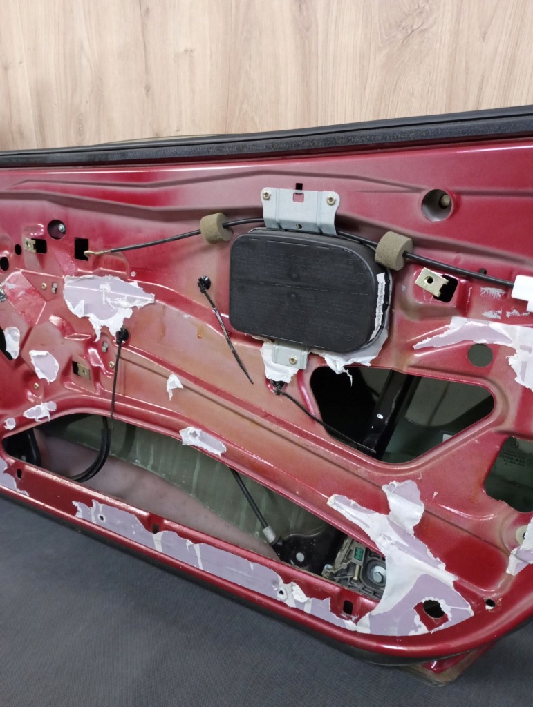 фото №10, Mercedes slk r170 lift дверь правое полный лак 548