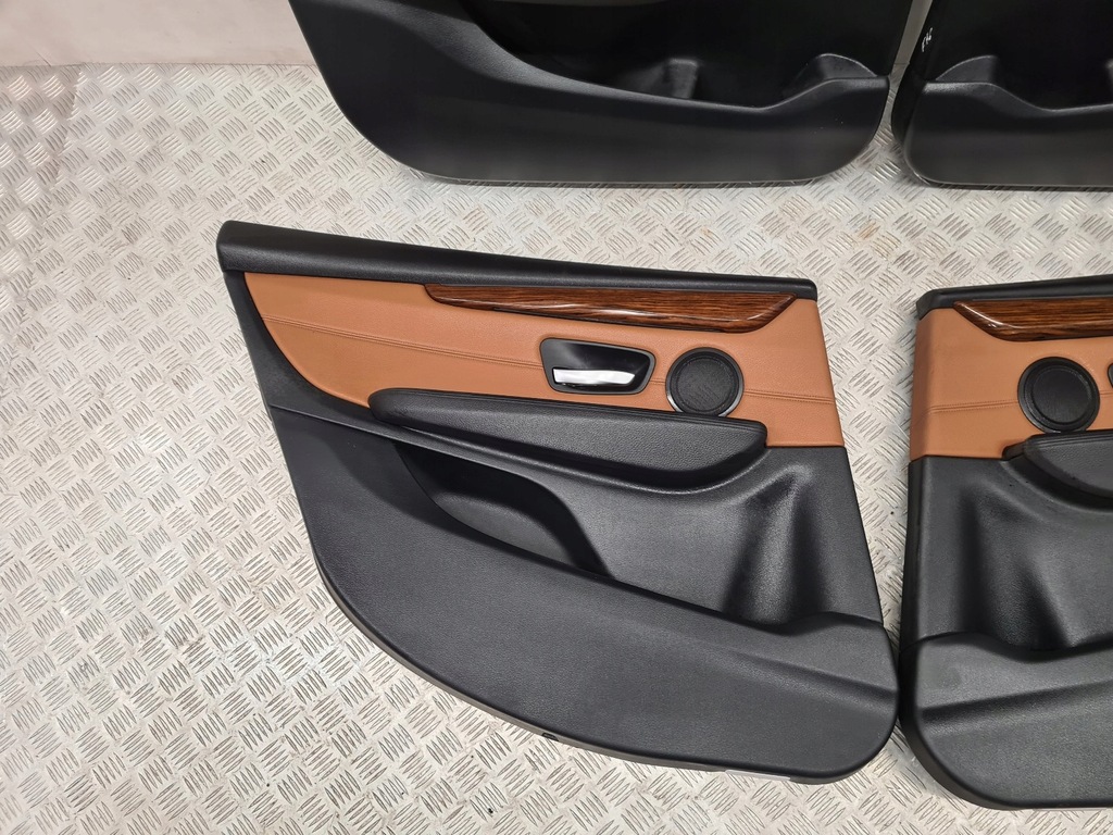 фото №5, Bmw f46 обшивки обивка дверь комплект