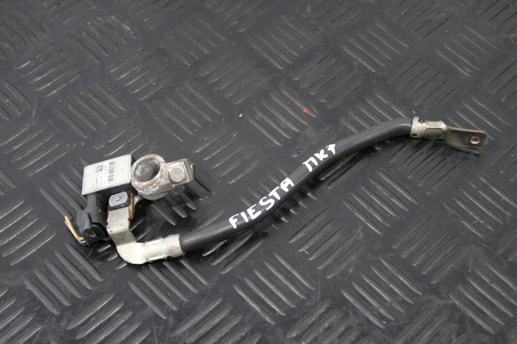 фото №1, Клемма минус аккумулятор fiesta mk7 lift cv2t-10c679-be