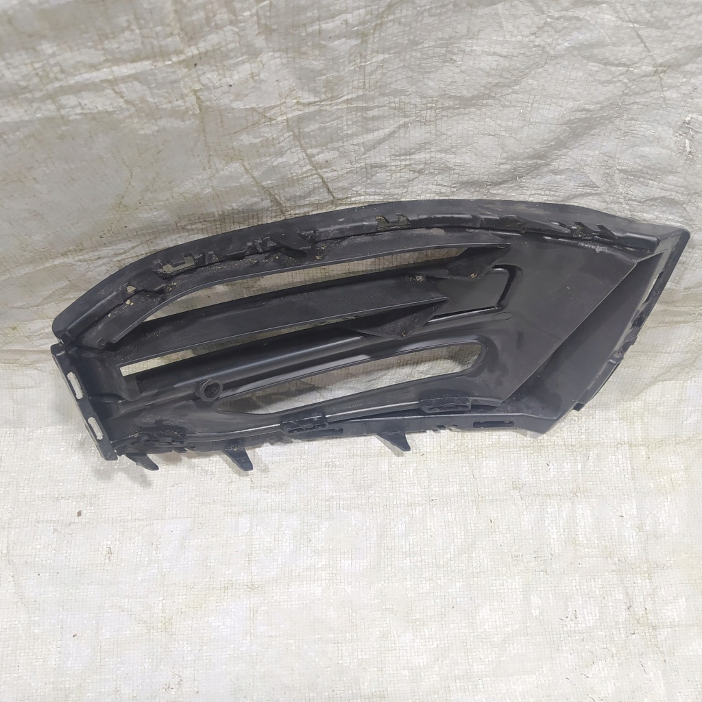 фото №6, Bmw 1 f40 решётка бампера перед левая 7459715