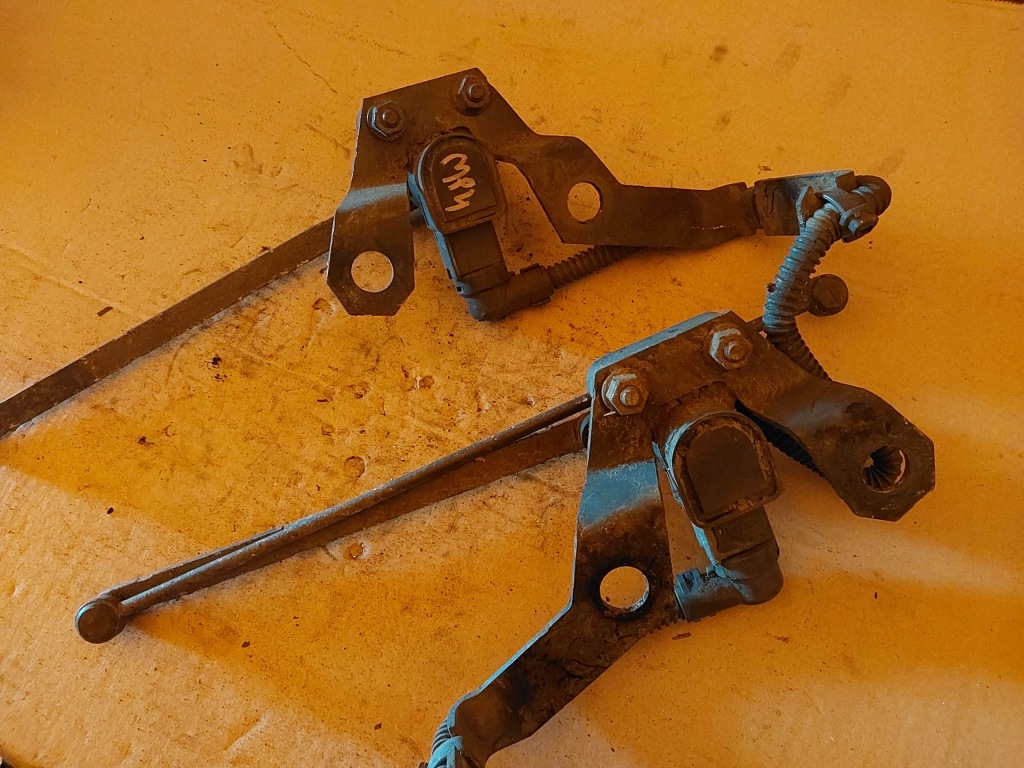 фото №1, Датчик выравнивание подвеска actros mp4 15r