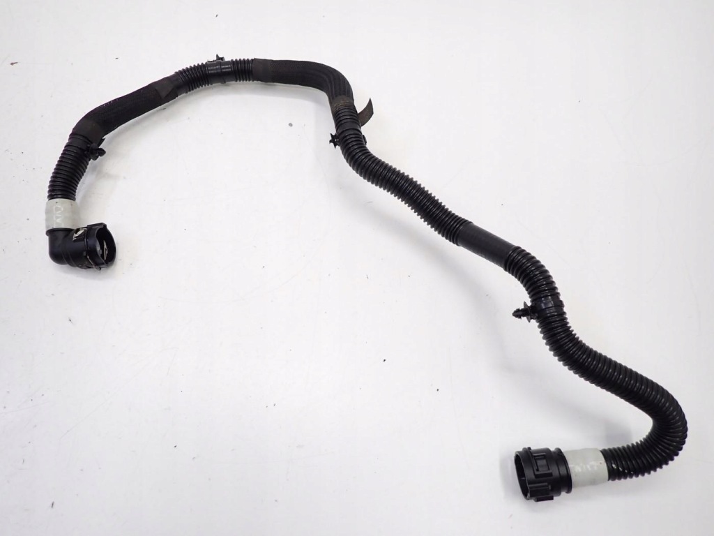 Купити Патрубок шланг трубка води 1077585-00-f tesla model 3 3d7 23r