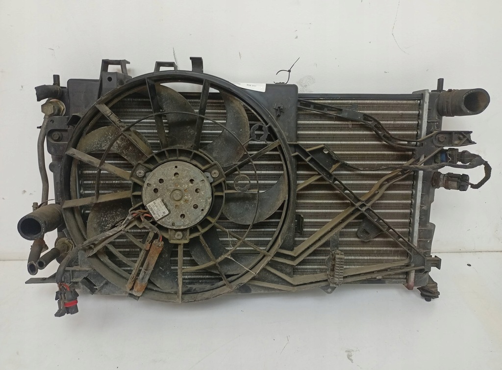 фото №1, Радіатор wody з вентилятор opel vectra