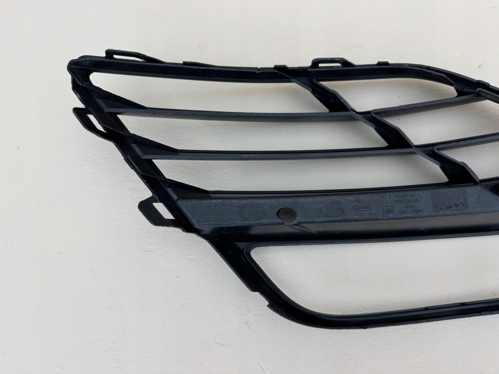 Seat leon 3 3 16- решётка prawaa бампера правая  перед передняя 5f0853666j Недорого