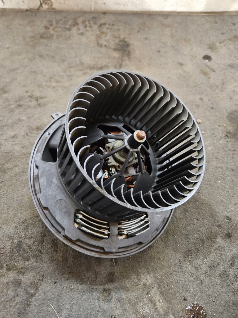 фото №8, Вентилятор воздуходувка обдув резистор bmw e90 e91 985467 985465