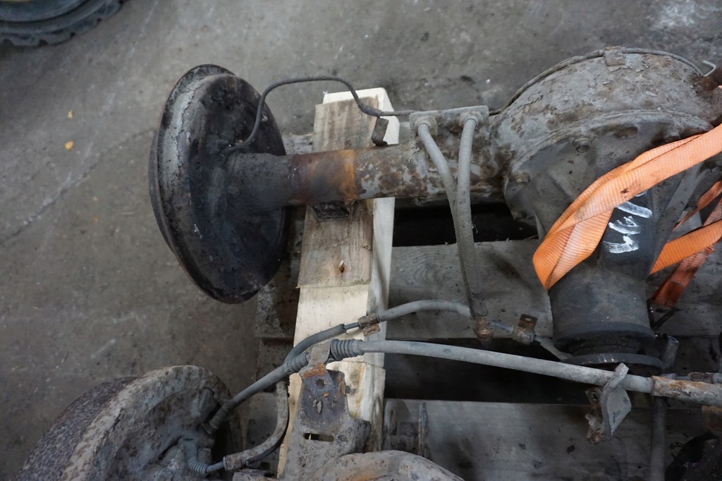 фото №6, Suzuki samurai мост дифференциал задняя узкий 43/11 3,90 1,3 413