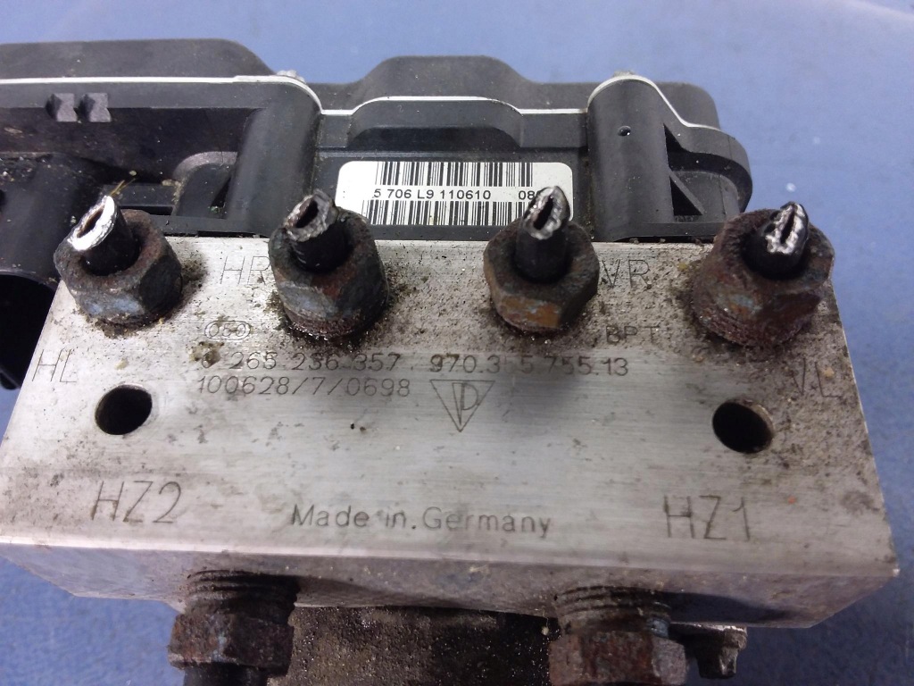 фото №6, Porsche panamera i 970 4.8 насос abs 97035575513