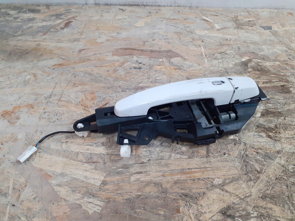 фото №2, Camaro 2016- ручка дверь левая keyless