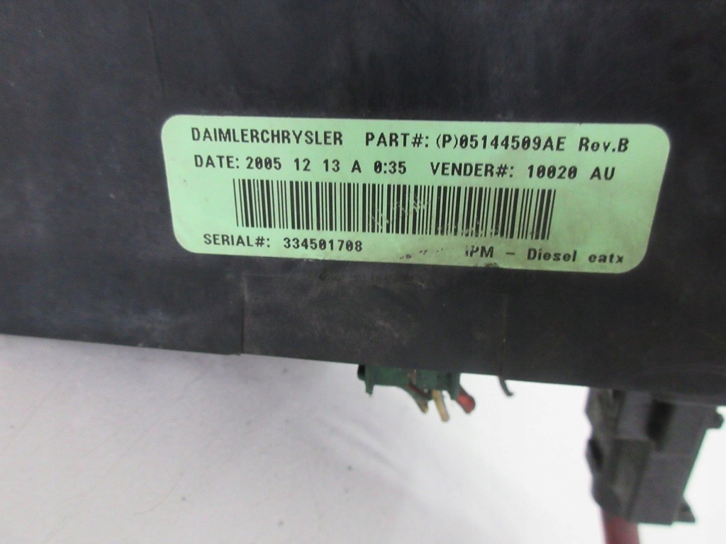 фото №7, Chrysler grand voyager iv 2.8 crd модуль bsi коробка предохранителей