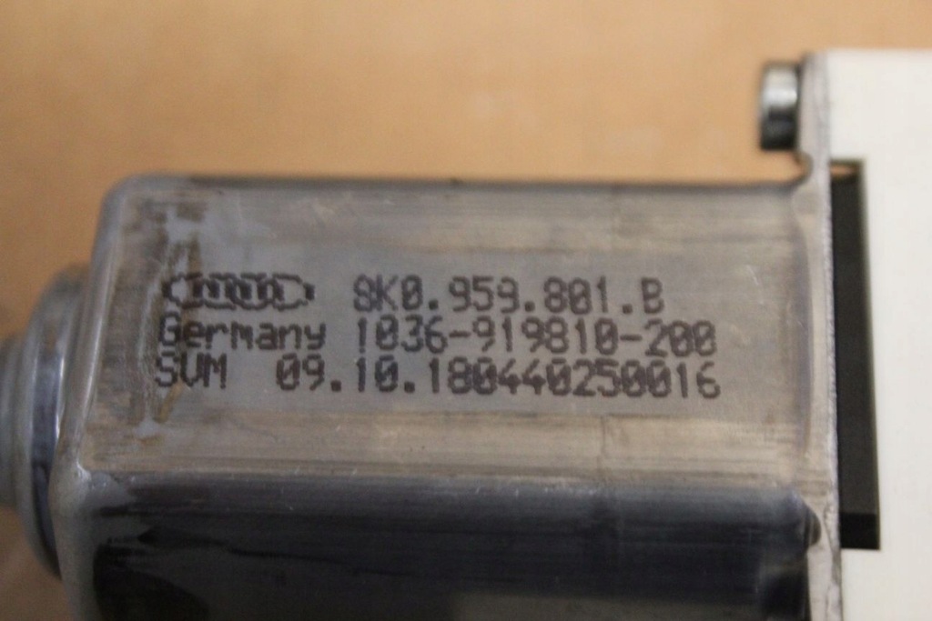 фото №5, Моторчик стекло перед левый задняя левый vw sharan 8k0959801b