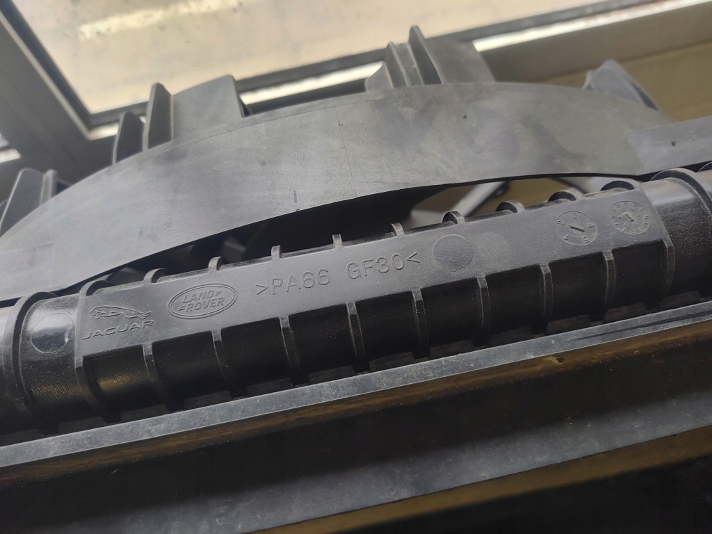 фото №10, Jaguar xf ii x260 2.0 d - комплект радиатор вентилятор набор