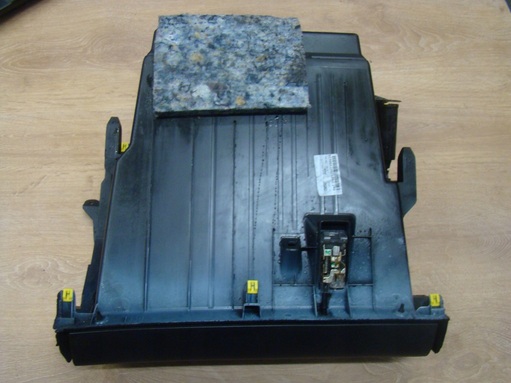 фото №3, Бардачок пасажира renault megane iv 4